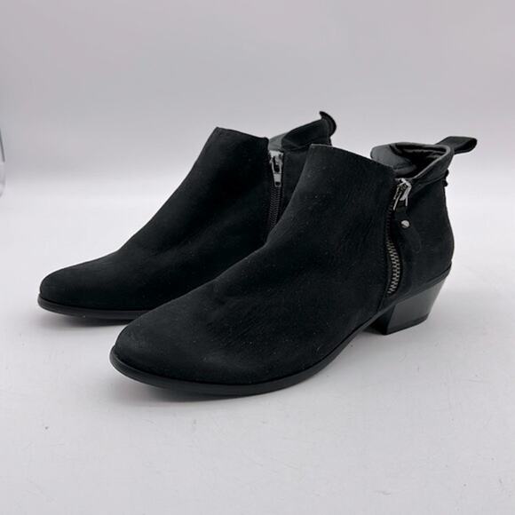 RELATIVITY Black‎ Suede Side Zipper Ankle Bootie Boots Size 6.5 - Picture 1 of 9